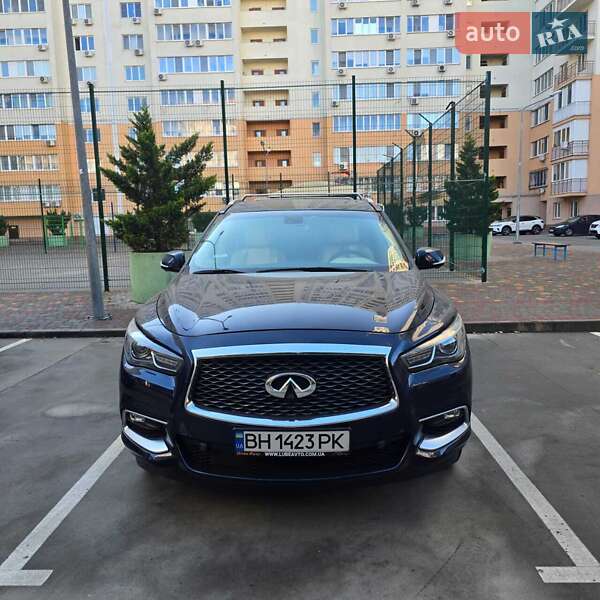 Позашляховик / Кросовер Infiniti QX60 2016 в Одесі фото Позашляховик / Кросовер Infiniti QX60 2016 в Одесі