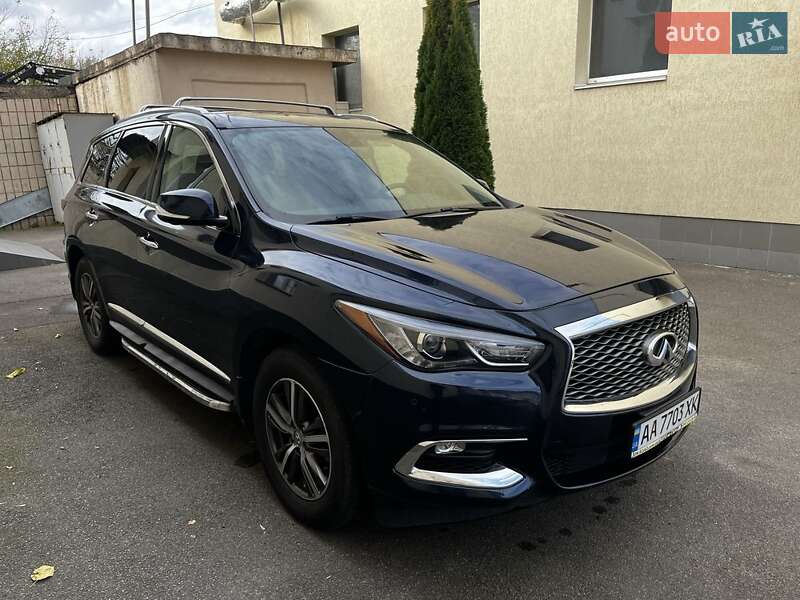 Позашляховик / Кросовер Infiniti QX60 2017 в Києві