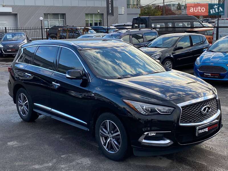 Внедорожник / Кроссовер Infiniti QX60 2017 в Киеве