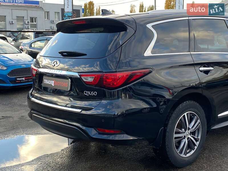 Внедорожник / Кроссовер Infiniti QX60 2017 в Киеве