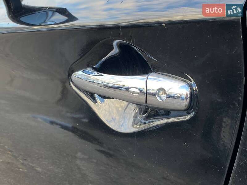 Внедорожник / Кроссовер Infiniti QX60 2017 в Киеве