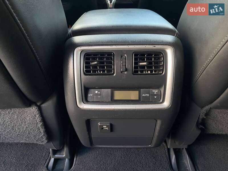 Внедорожник / Кроссовер Infiniti QX60 2017 в Киеве