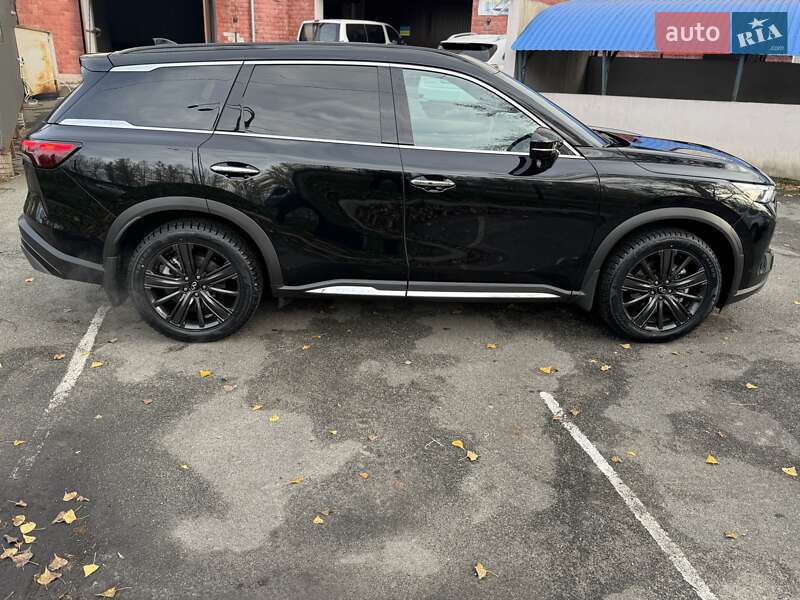 Внедорожник / Кроссовер Infiniti QX60 2024 в Киеве