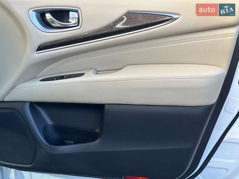 Внедорожник / Кроссовер Infiniti QX60 2015 в Одессе фото 23 Внедорожник / Кроссовер Infiniti QX60 2015 в Одессе