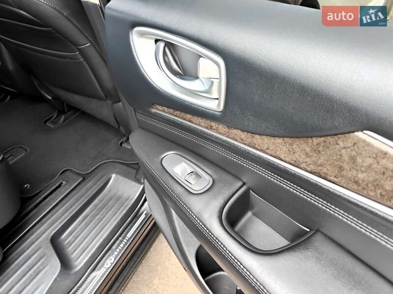 Внедорожник / Кроссовер Infiniti QX60 2014 в Киеве