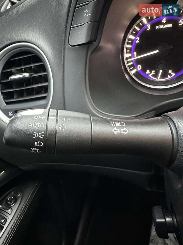 Внедорожник / Кроссовер Infiniti QX60 2019 в Белогородке