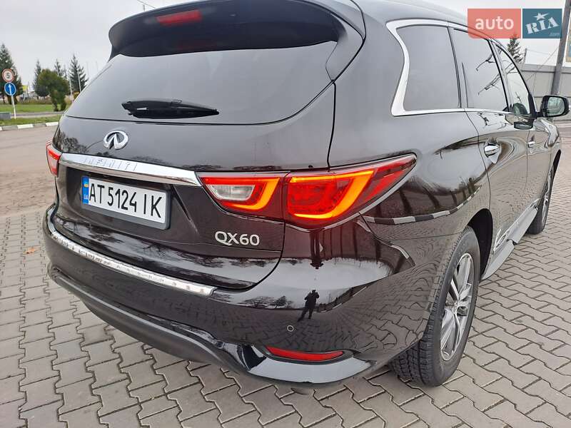 Внедорожник / Кроссовер Infiniti QX60 2016 в Коломые фото 3 Внедорожник / Кроссовер Infiniti QX60 2016 в Коломые