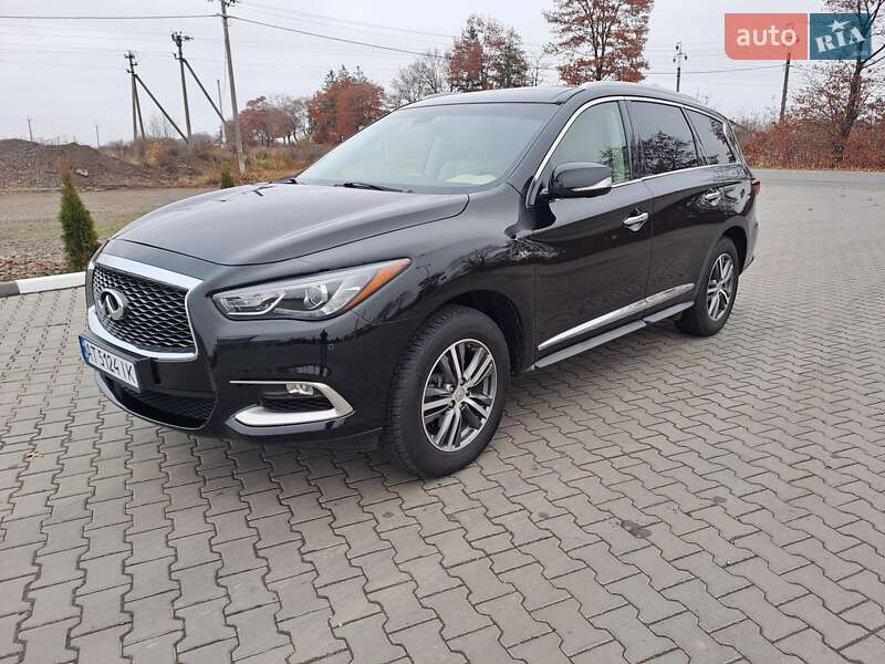 Внедорожник / Кроссовер Infiniti QX60 2016 в Коломые фото 11 Внедорожник / Кроссовер Infiniti QX60 2016 в Коломые
