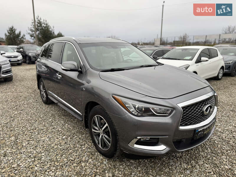 Внедорожник / Кроссовер Infiniti QX60 2016 в Ивано-Франковске