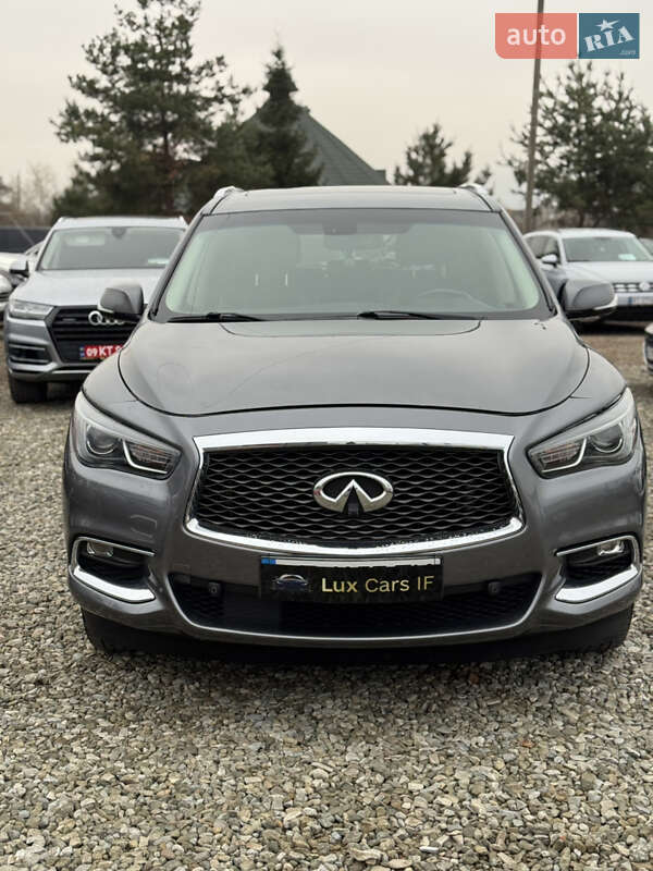 Внедорожник / Кроссовер Infiniti QX60 2016 в Ивано-Франковске
