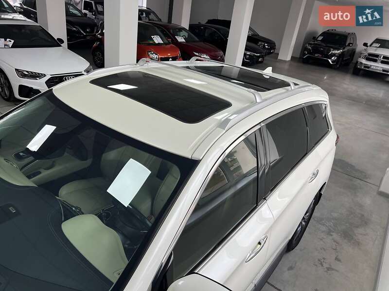 Позашляховик / Кросовер Infiniti QX60 2017 в Полтаві фото 7 Позашляховик / Кросовер Infiniti QX60 2017 в Полтаві