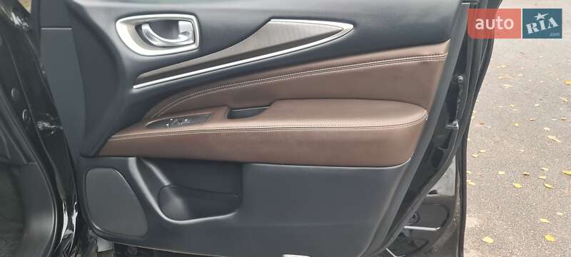 Внедорожник / Кроссовер Infiniti QX60 2018 в Днепре