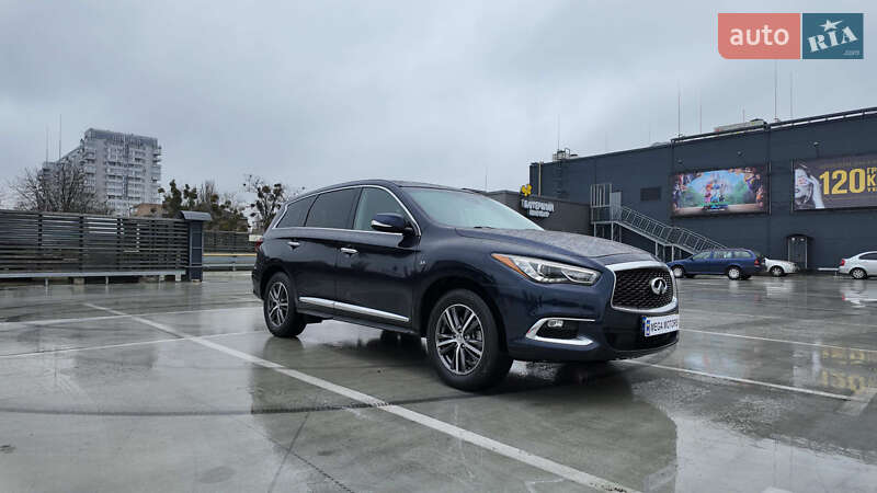 Внедорожник / Кроссовер Infiniti QX60 2019 в Киеве