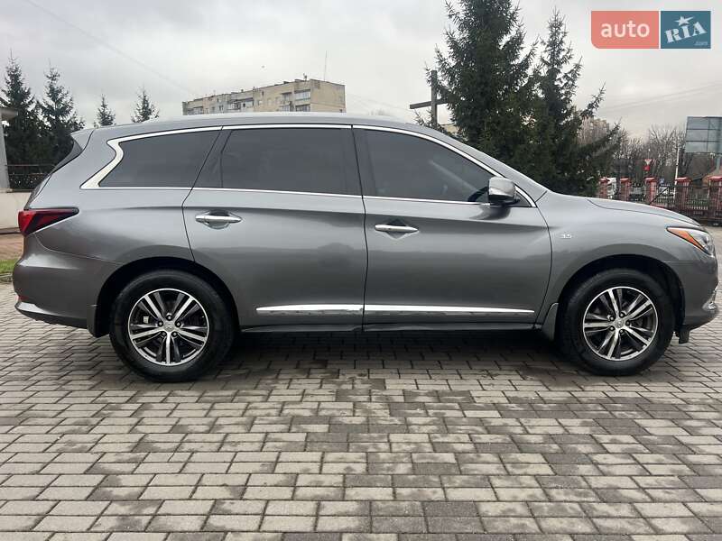 Внедорожник / Кроссовер Infiniti QX60 2017 в Хмельницком