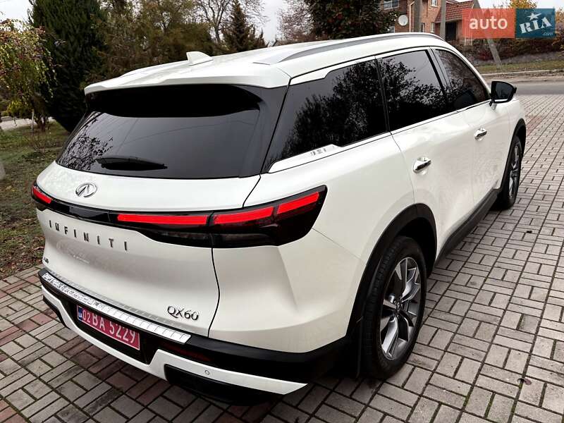 Позашляховик / Кросовер Infiniti QX60 2022 в Запоріжжі
