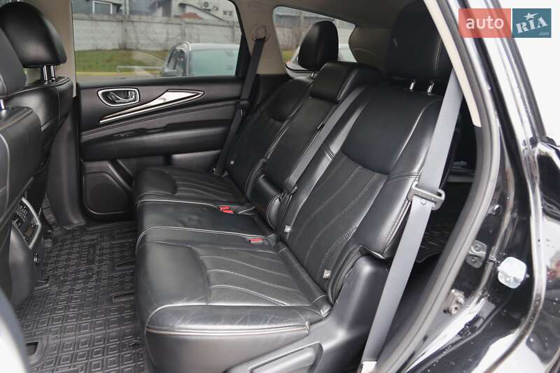 Позашляховик / Кросовер Infiniti QX60 2015 в Києві