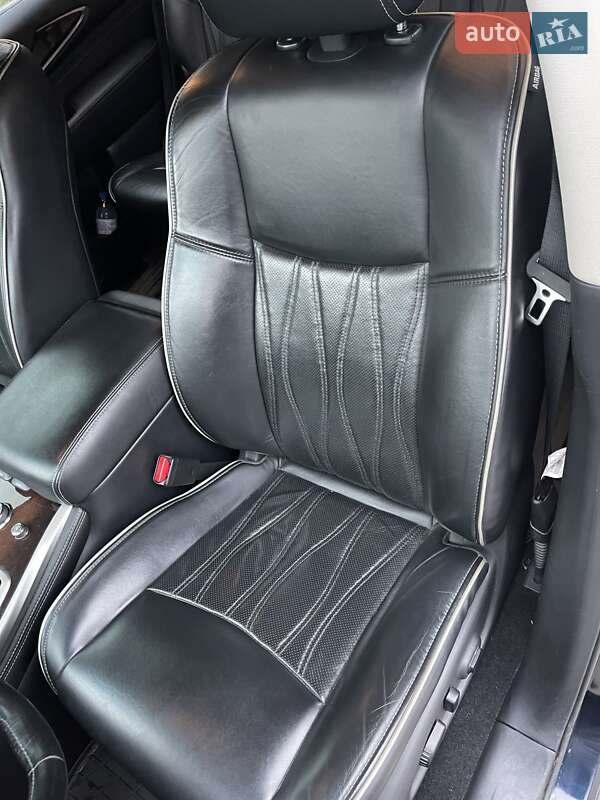 Позашляховик / Кросовер Infiniti QX60 2017 в Києві