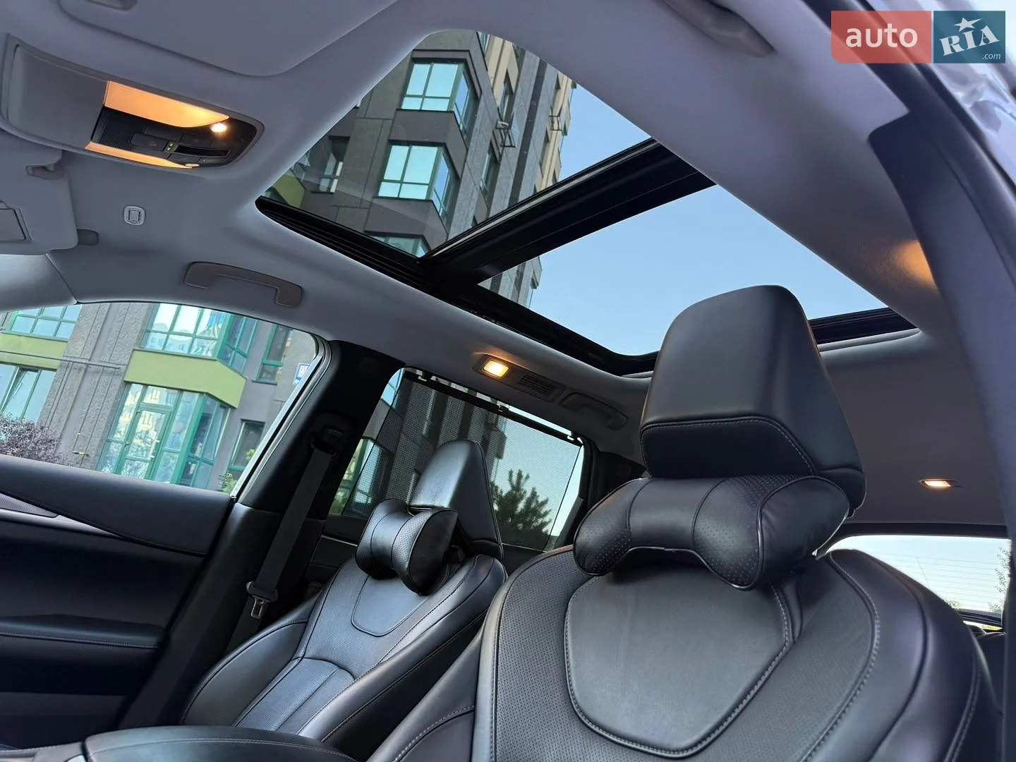 2023 Infiniti QX60 - мініатюра 24