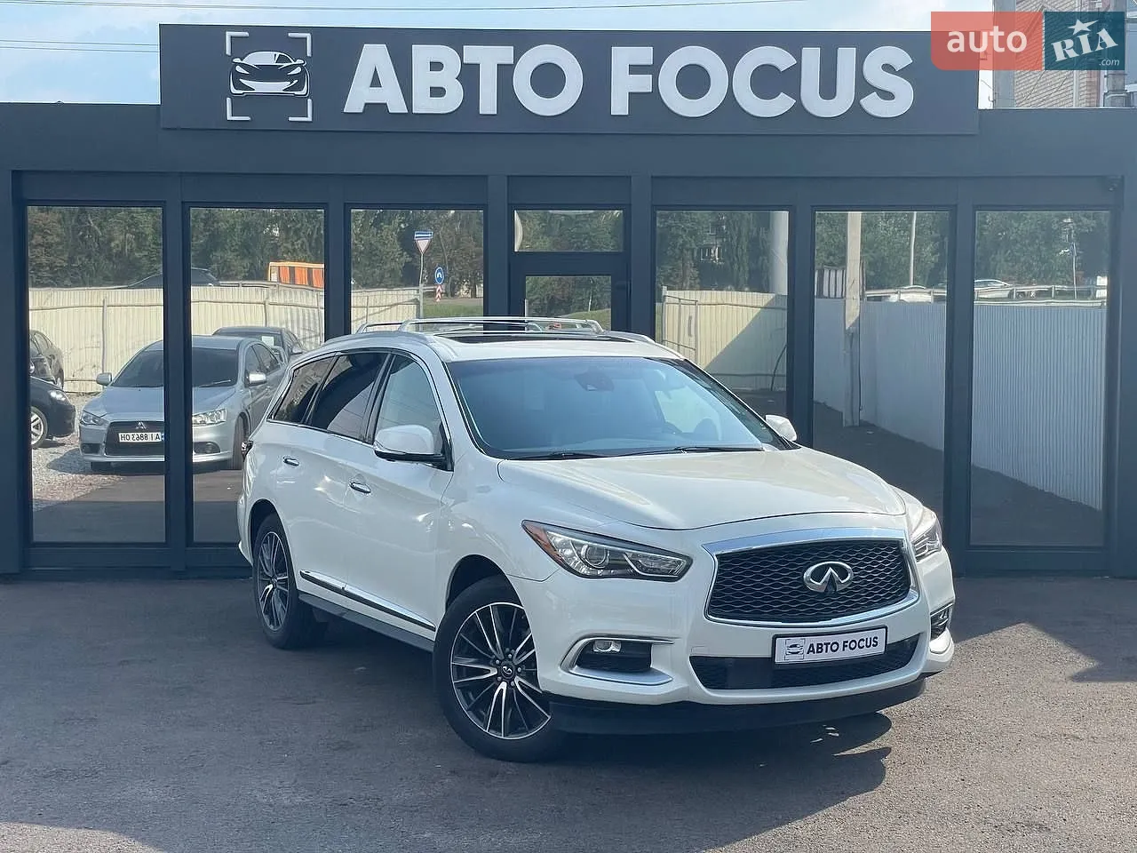 2016 Infiniti QX60 - фото 1