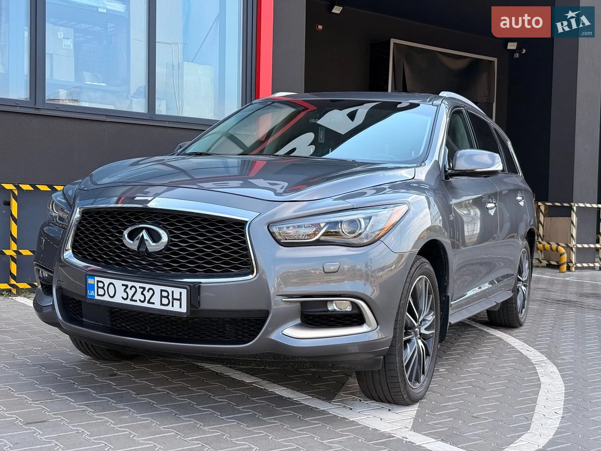 2016 Infiniti QX60 - фото 1