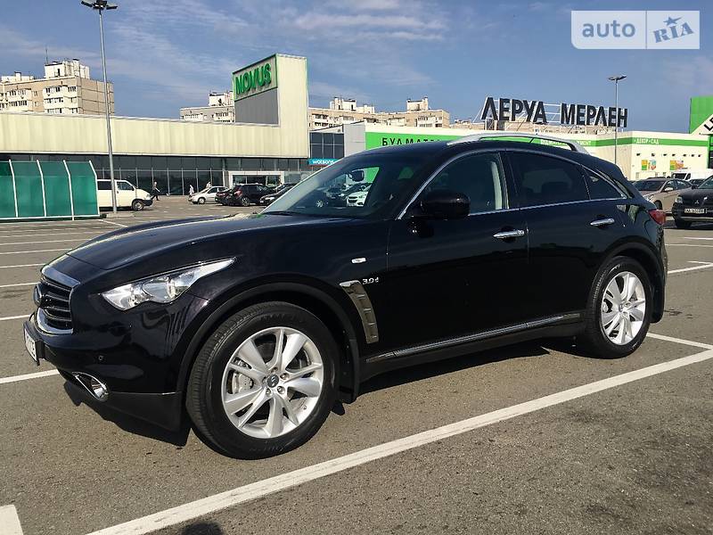 Внедорожник / Кроссовер Infiniti QX70 2016 в Киеве