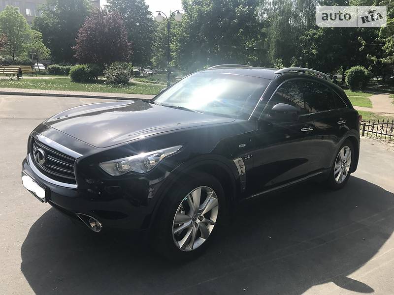 Infiniti QX70 2013 года