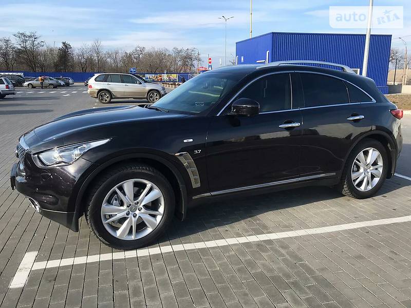 Внедорожник / Кроссовер Infiniti QX70 2017 в Николаеве