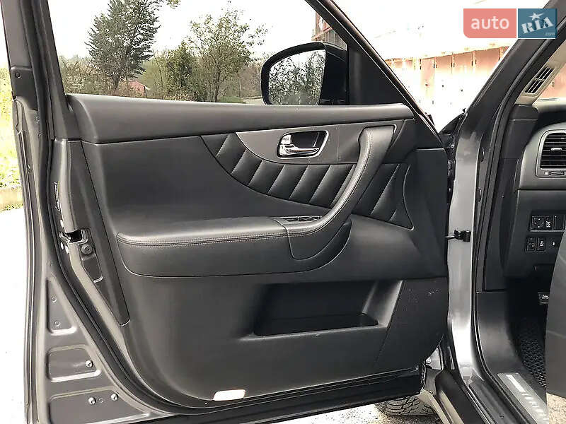 Позашляховик / Кросовер Infiniti QX70 2017 в Шепетівці