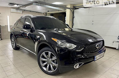 Внедорожник / Кроссовер Infiniti QX70 2016 в Киеве