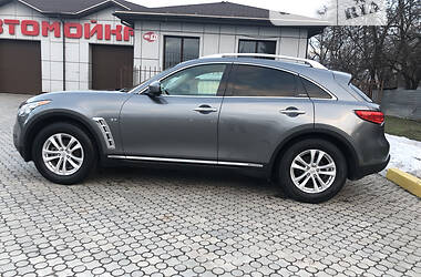 Внедорожник / Кроссовер Infiniti QX70 2016 в Звягеле