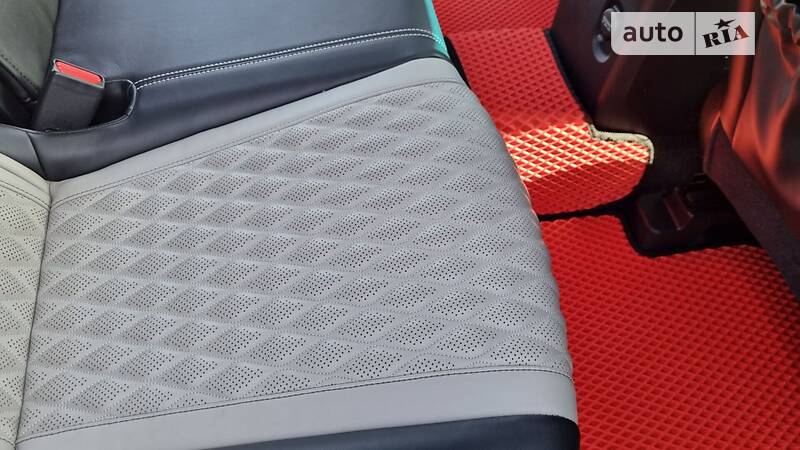 Позашляховик / Кросовер Infiniti QX70 2016 в Хмельницькому фото 29 Позашляховик / Кросовер Infiniti QX70 2016 в Хмельницькому