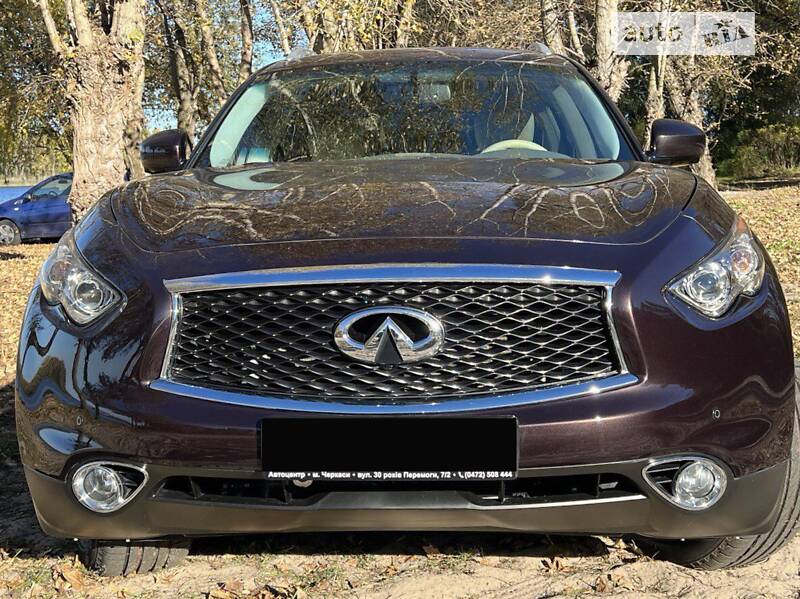 Позашляховик / Кросовер Infiniti QX70 2016 в Черкасах