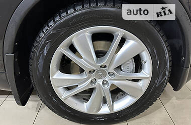Внедорожник / Кроссовер Infiniti QX70 2013 в 