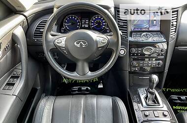 Внедорожник / Кроссовер Infiniti QX70 2017 в Одессе