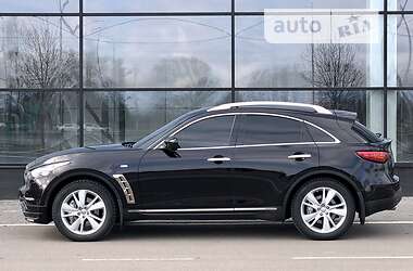 Позашляховик / Кросовер Infiniti QX70 2016 в Києві