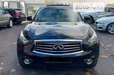 Внедорожник / Кроссовер Infiniti QX70 2013 в Мукачево