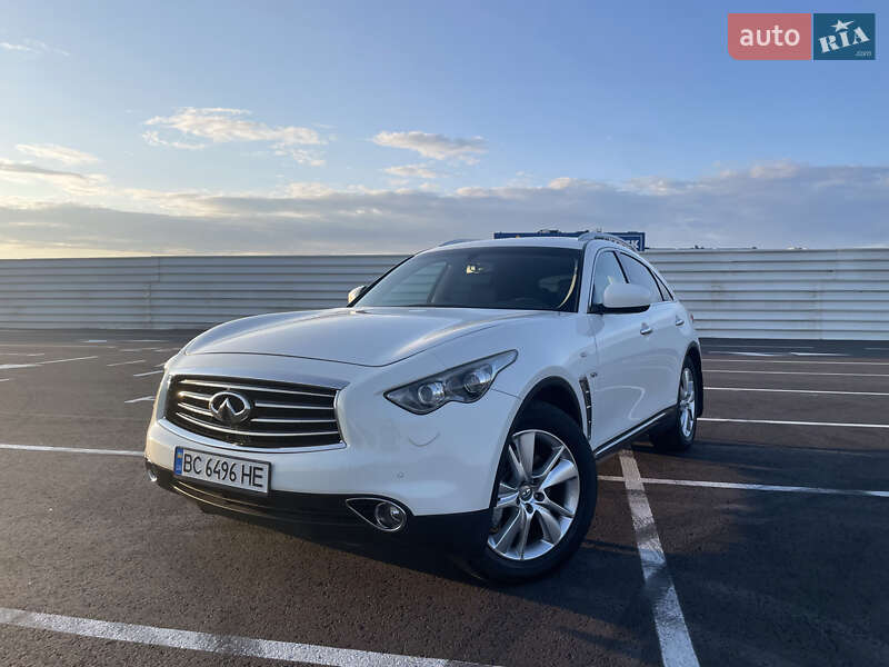 Внедорожник / Кроссовер Infiniti QX70 2015 в Львове