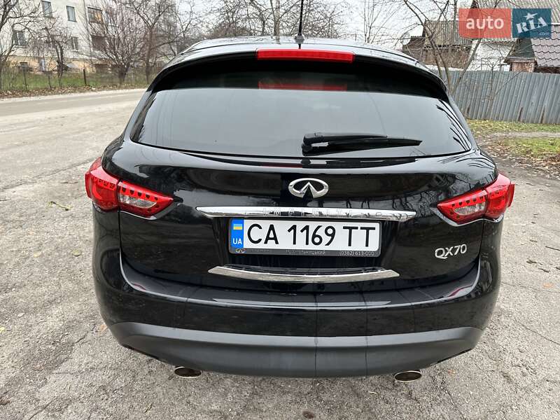 Внедорожник / Кроссовер Infiniti QX70 2016 в Киеве