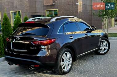 Внедорожник / Кроссовер Infiniti QX70 2014 в Одессе