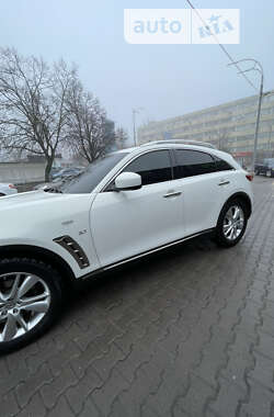 Позашляховик / Кросовер Infiniti QX70 2015 в Києві