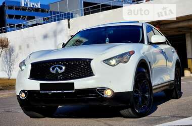 Позашляховик / Кросовер Infiniti QX70 2016 в Києві