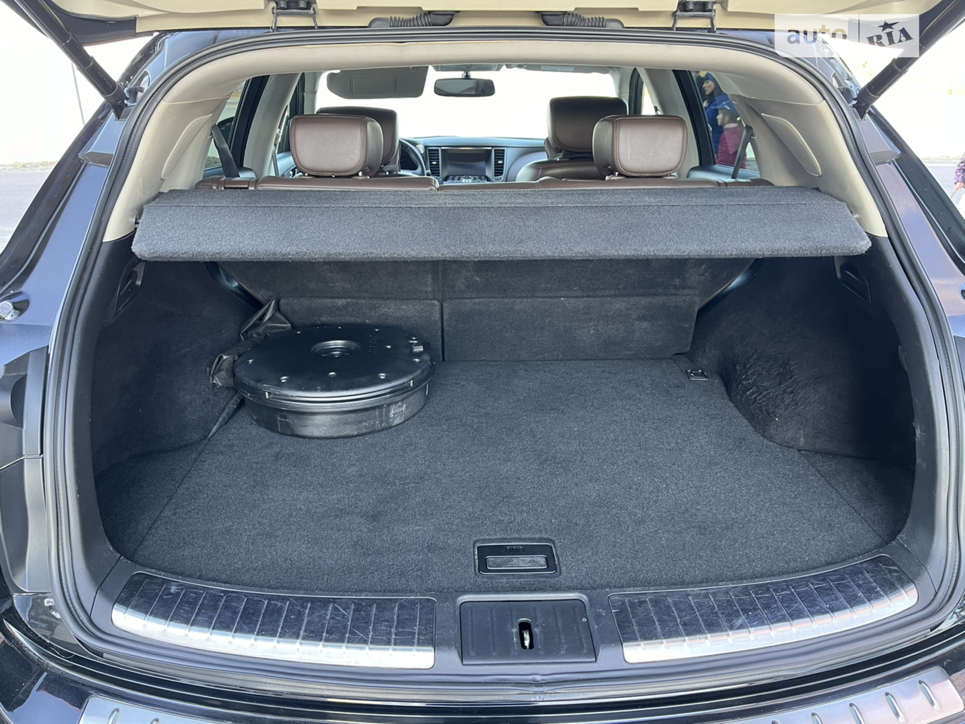 2015 Infiniti QX70 - мініатюра 10