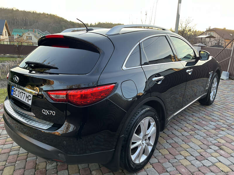 Внедорожник / Кроссовер Infiniti QX70 2015 в Львове