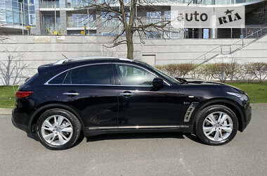 Внедорожник / Кроссовер Infiniti QX70 2013 в Киеве