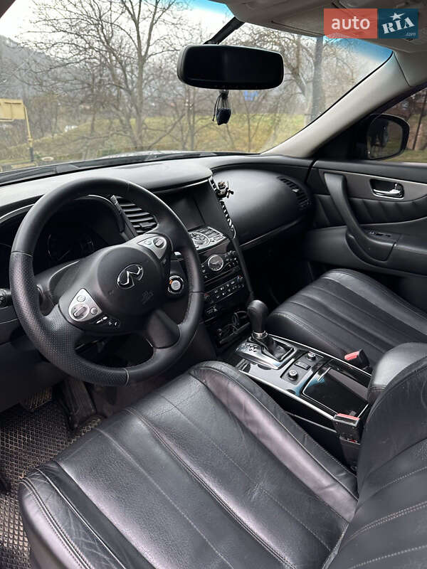 Внедорожник / Кроссовер Infiniti QX70 2015 в Ивано-Франковске