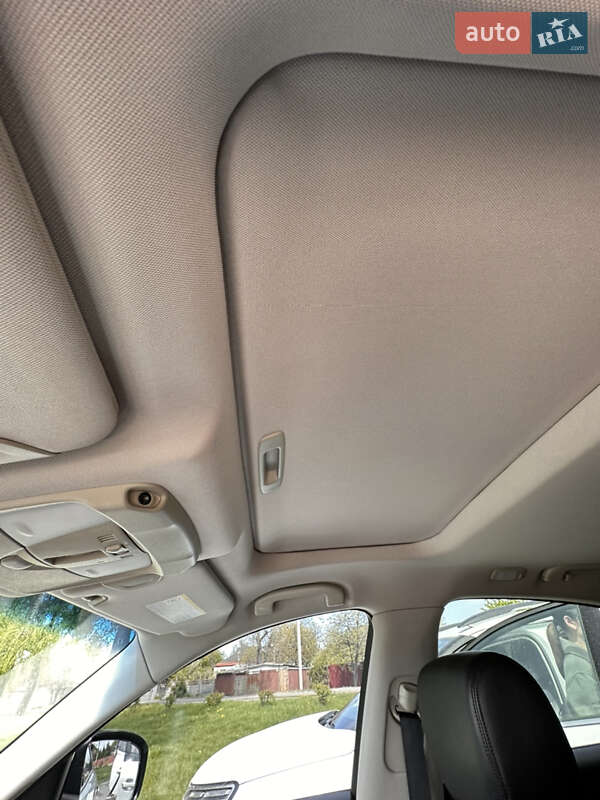 Внедорожник / Кроссовер Infiniti QX70 2013 в Киеве фото 18 Внедорожник / Кроссовер Infiniti QX70 2013 в Киеве