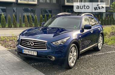 Позашляховик / Кросовер Infiniti QX70 2014 в Вишневому