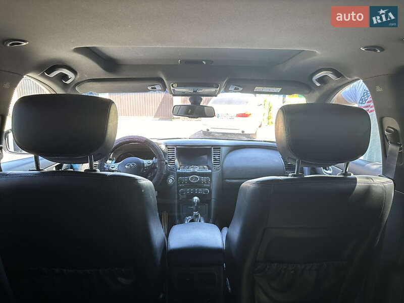 Внедорожник / Кроссовер Infiniti QX70 2016 в Киеве