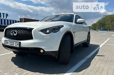 Внедорожник / Кроссовер Infiniti QX70 2014 в Одессе