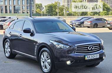 Внедорожник / Кроссовер Infiniti QX70 2013 в Киеве